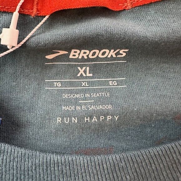 Brooks Distance LS Tee 2.0 Heather Slate Blue/Gradient Stripe (NWT) Size XL - Picture 4 of 8